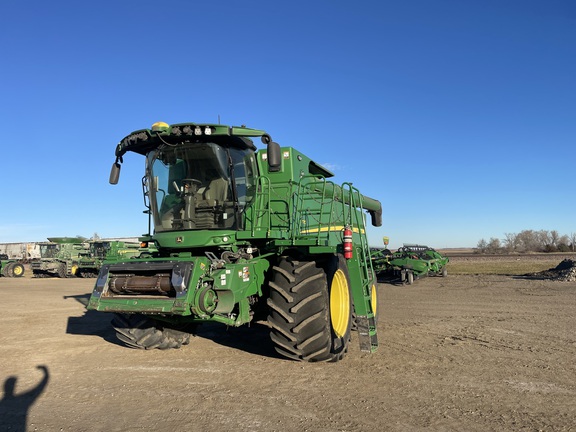 2022 John Deere S770 Combine