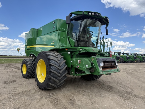 2022 John Deere S770 Combine