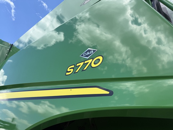 2022 John Deere S770 Combine