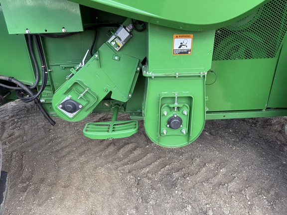 2022 John Deere S770 Combine