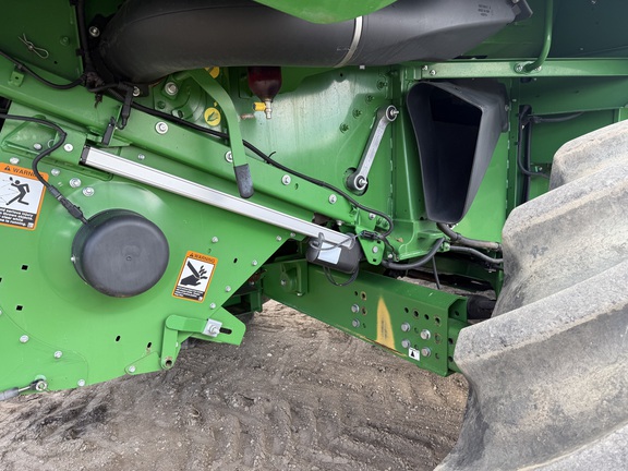 2022 John Deere S770 Combine