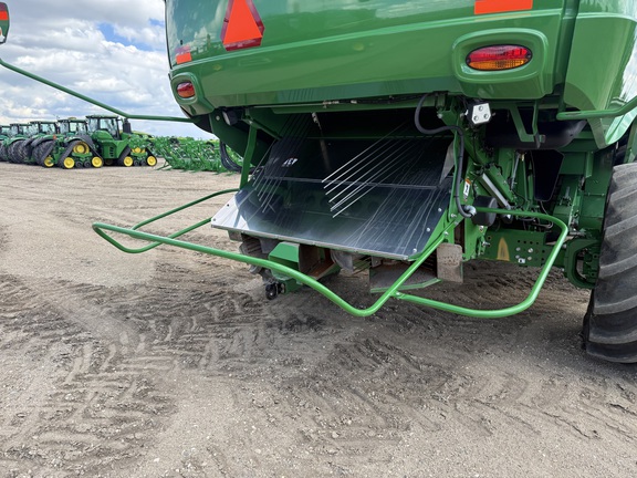 2022 John Deere S770 Combine