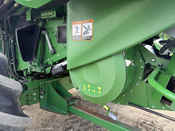 2022 John Deere S770 Combine
