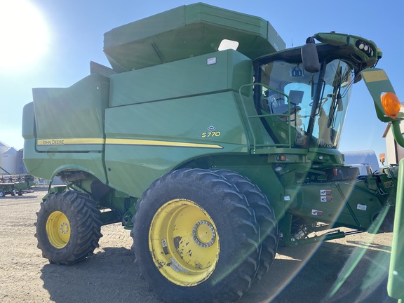2021 John Deere S770 Combine