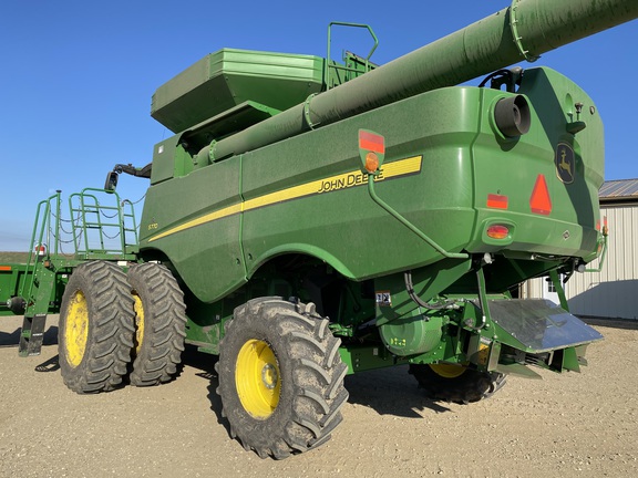 2021 John Deere S770 Combine