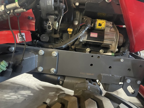 2018 Massey Ferguson GC1705 Tractor Compact