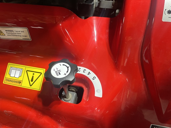 2018 Massey Ferguson GC1705 Tractor Compact