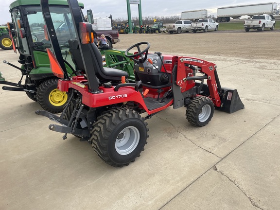 2018 Massey Ferguson GC1705 Tractor Compact