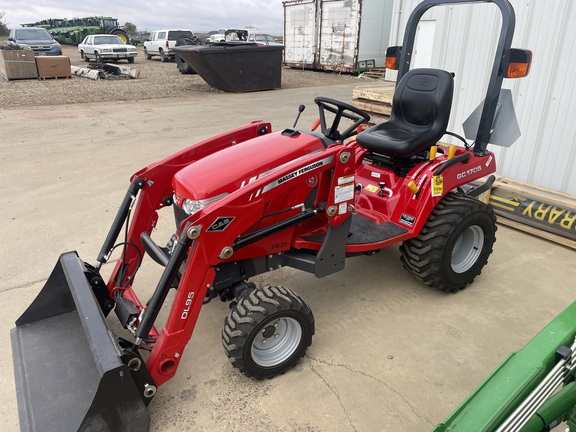 2018 Massey Ferguson GC1705 Tractor Compact
