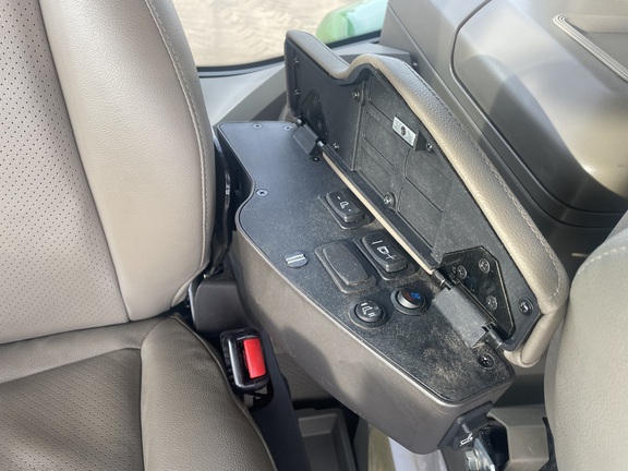 2024 John Deere 8R 340 Tractor