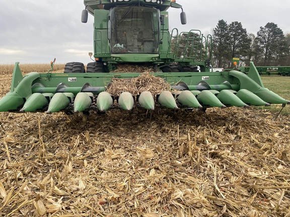 2012 John Deere 612C Header Corn Head