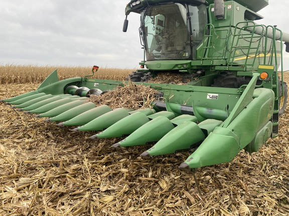 2012 John Deere 612C Header Corn Head