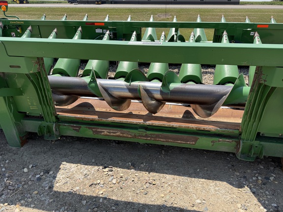 2012 John Deere 612C Header Corn Head