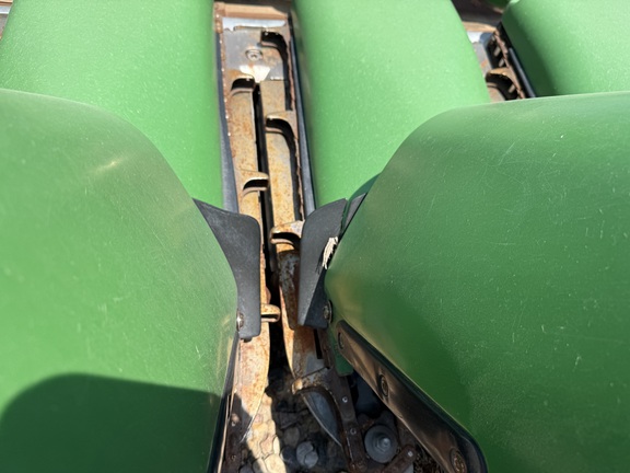 2012 John Deere 612C Header Corn Head
