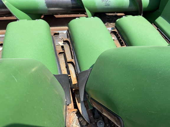 2012 John Deere 612C Header Corn Head