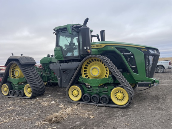 2025 John Deere 9RX 710 Tractor Rubber Track