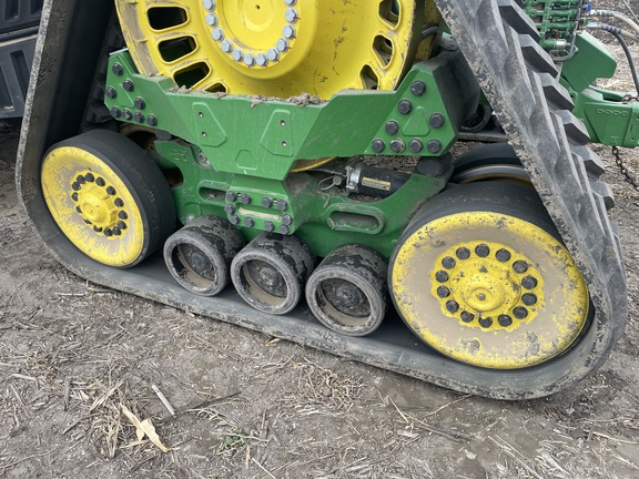 2025 John Deere 9RX 710 Tractor Rubber Track