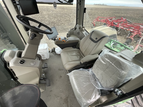 2025 John Deere 9RX 710 Tractor Rubber Track