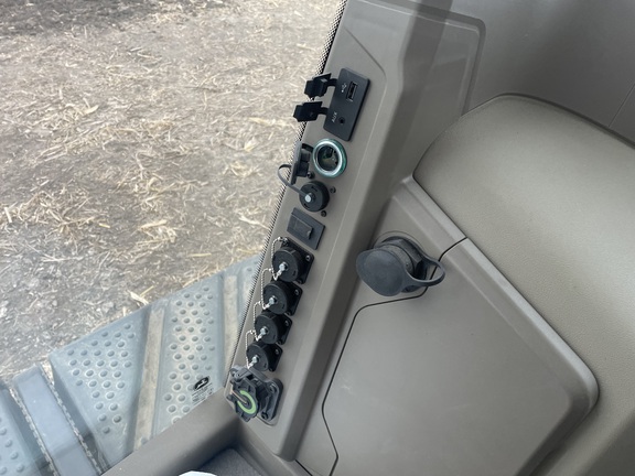 2025 John Deere 9RX 710 Tractor Rubber Track