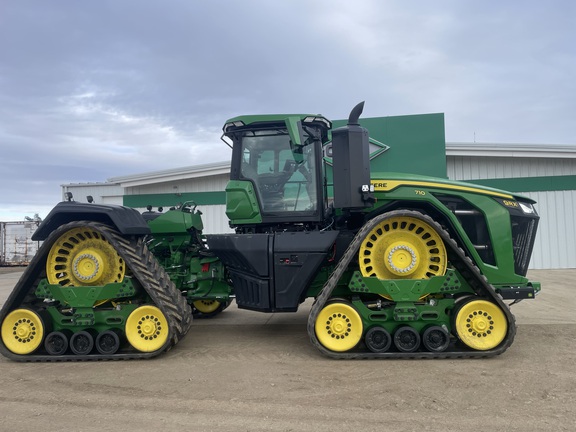 2025 John Deere 9RX 710 Tractor Rubber Track