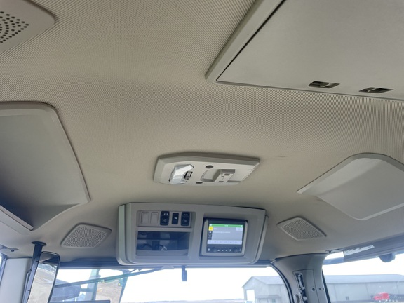 2025 John Deere 9RX 710 Tractor Rubber Track