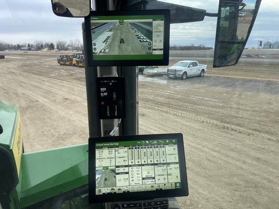 2025 John Deere 9RX 710 Tractor Rubber Track