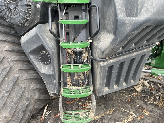 2025 John Deere 9RX 770 Tractor Rubber Track