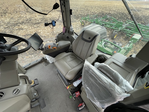 2025 John Deere 9RX 770 Tractor Rubber Track