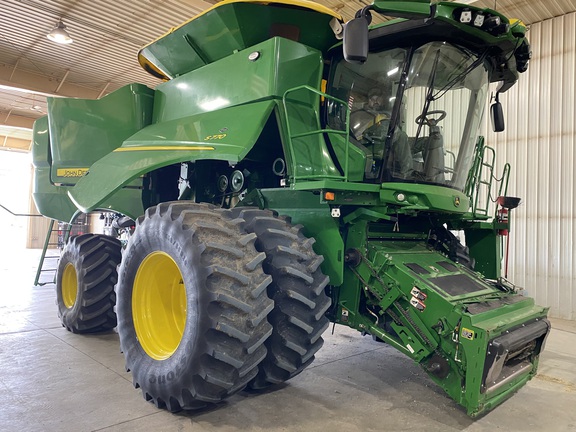 2023 John Deere S770 Combine