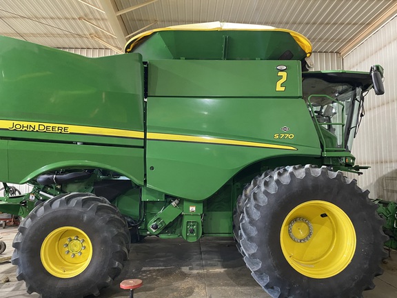 2023 John Deere S770 Combine