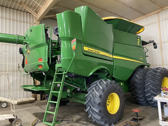 2023 John Deere S770 Combine