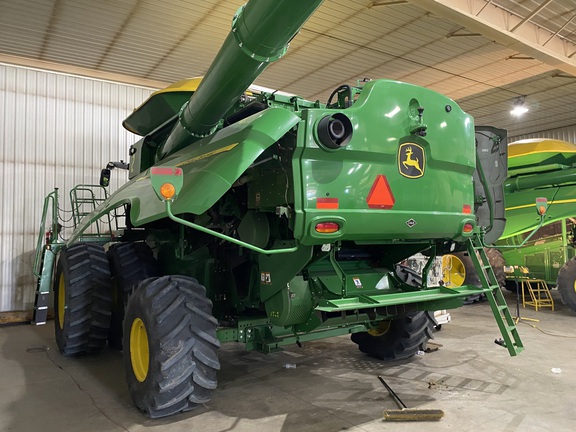 2023 John Deere S770 Combine