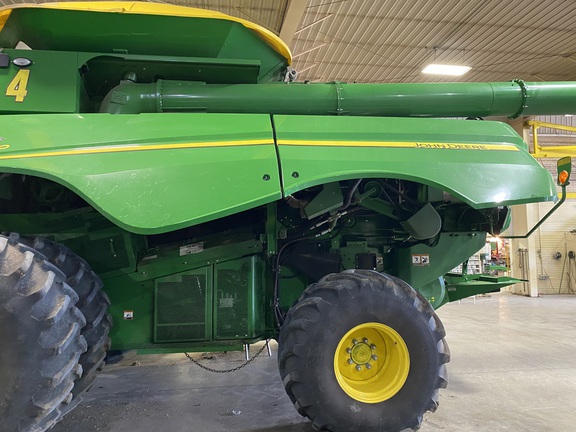 2023 John Deere S770 Combine