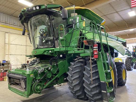 2023 John Deere S770 Combine