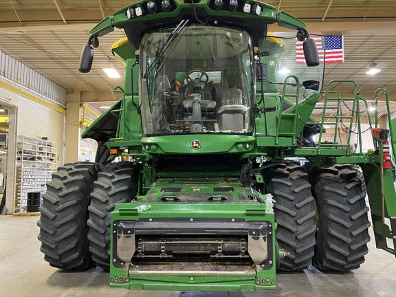 2023 John Deere S770 Combine