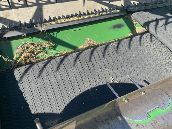 2023 John Deere RD40F Header Combine