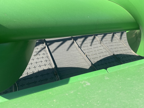 2023 John Deere RD40F Header Combine