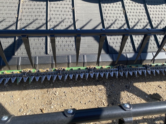 2023 John Deere RD40F Header Combine