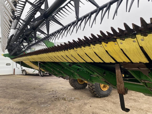 2023 John Deere RD40F Header Combine