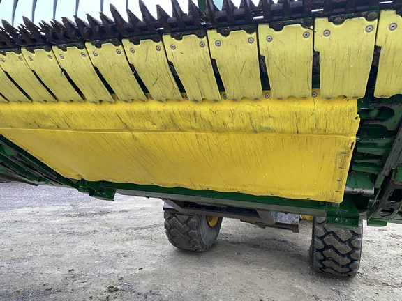 2023 John Deere RD40F Header Combine