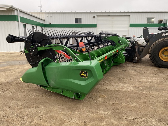 2023 John Deere RD40F Header Combine