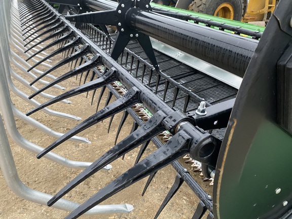 2023 John Deere RD40F Header Combine
