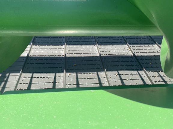 2023 John Deere RD40F Header Combine