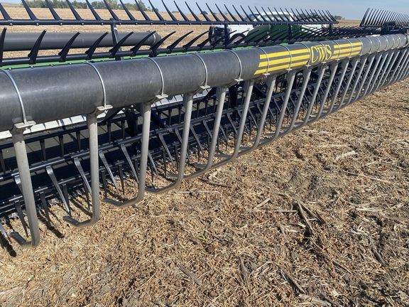 2023 John Deere RD40F Header Combine