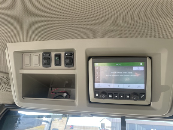 2023 John Deere 9R 590 Tractor 4WD