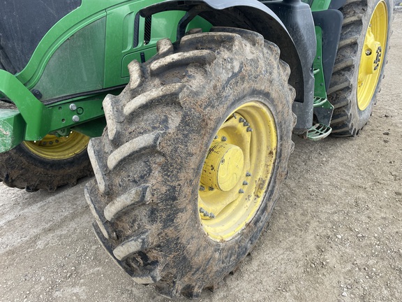 2021 John Deere 6175R Tractor
