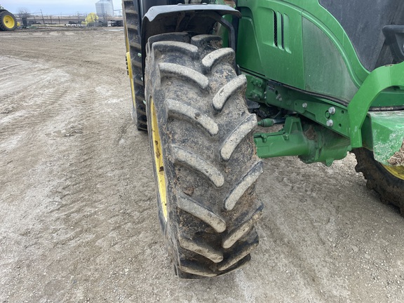 2021 John Deere 6175R Tractor