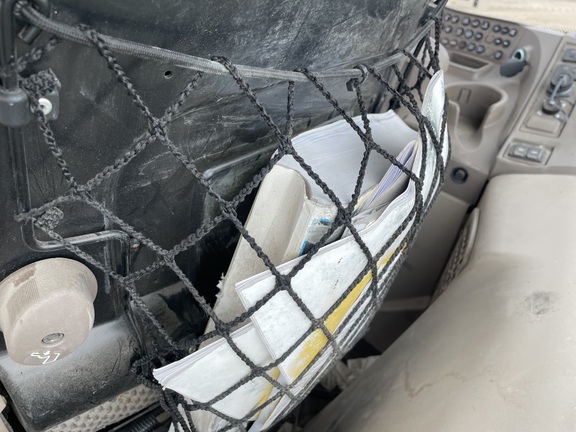 2021 John Deere 6175R Tractor