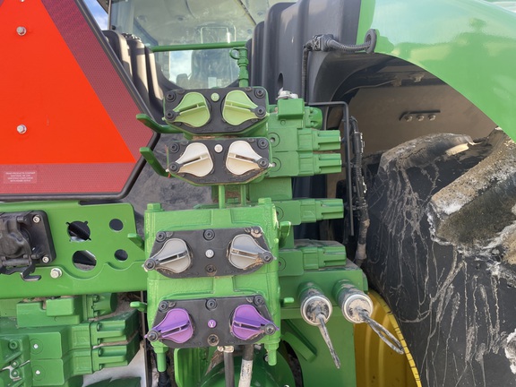 2021 John Deere 9520R Tractor 4WD