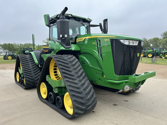 2025 John Deere 9RX 640 Tractor Rubber Track